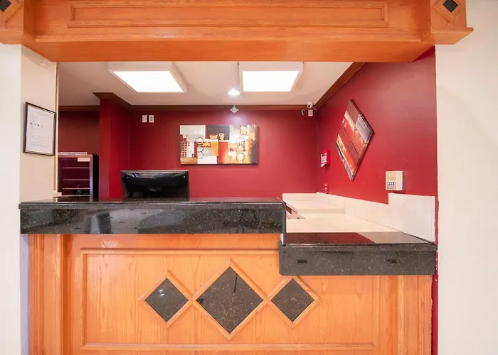 Oyo Townhouse Houston Airport North Hotel