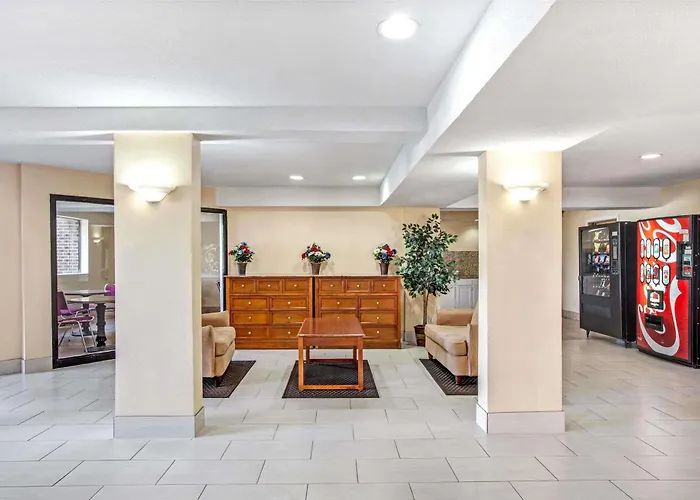 Monte Carlo Inn Houston