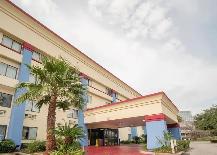 Oyo Townhouse Houston Airport North Hotel